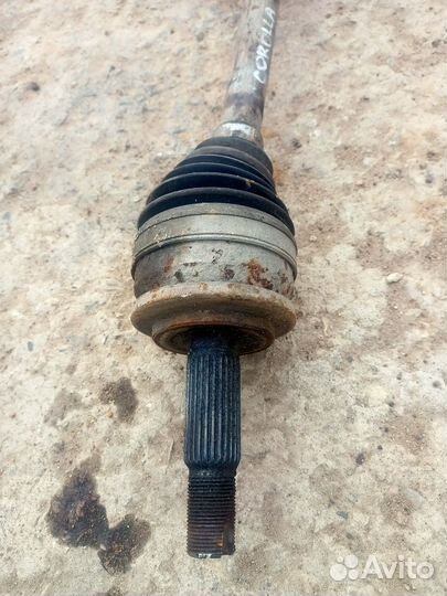 Привод левый toyota corolla 150 1.6 МКПП