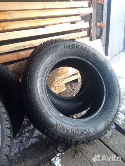 Yokohama Ice Guard IG65 215/65 R16 102T