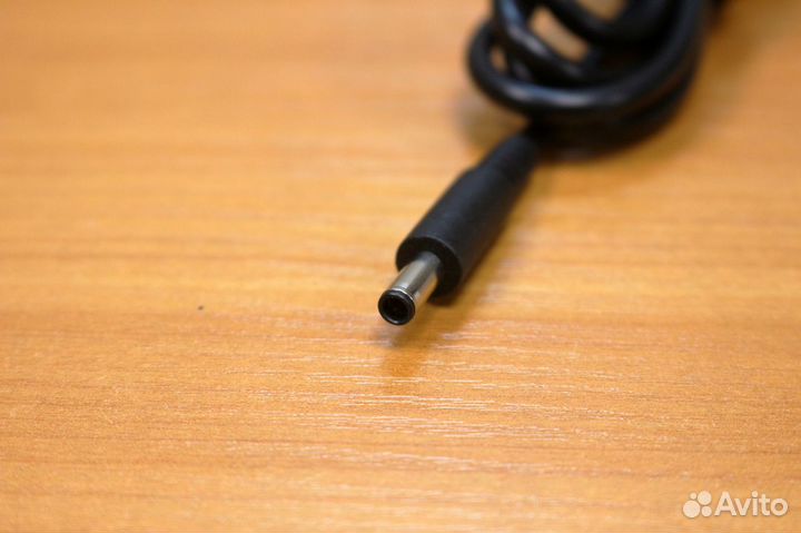 Автомобильное З/У для ноутбука