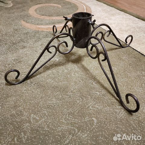 Подставка под ёлку, красивая и устойчивая