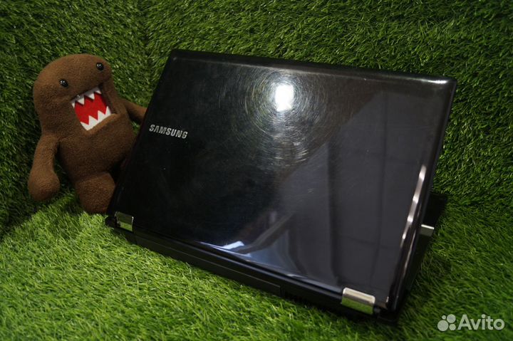 Samsung на 4-ядерном Core i7 с новым аккумулятором