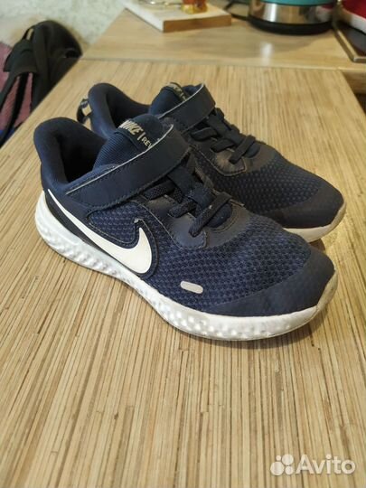 Кроссовки nike 31