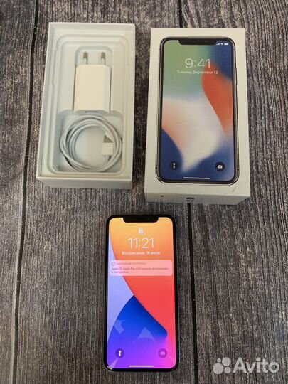 iPhone x 64gb