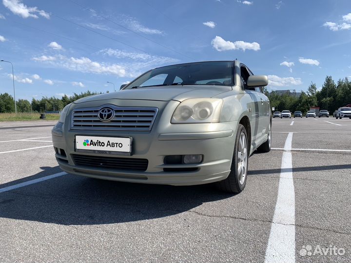 Toyota Avensis 2.0 AT, 2004, 350 000 км