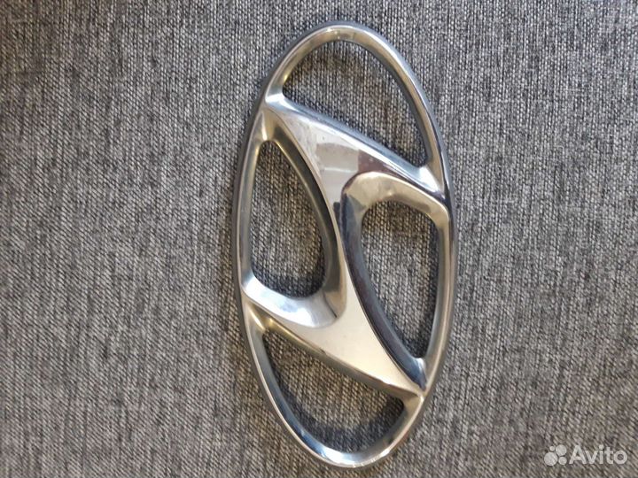 Эмблема hyundai