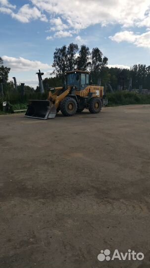 Услуги Спецтехника и Самосвалы