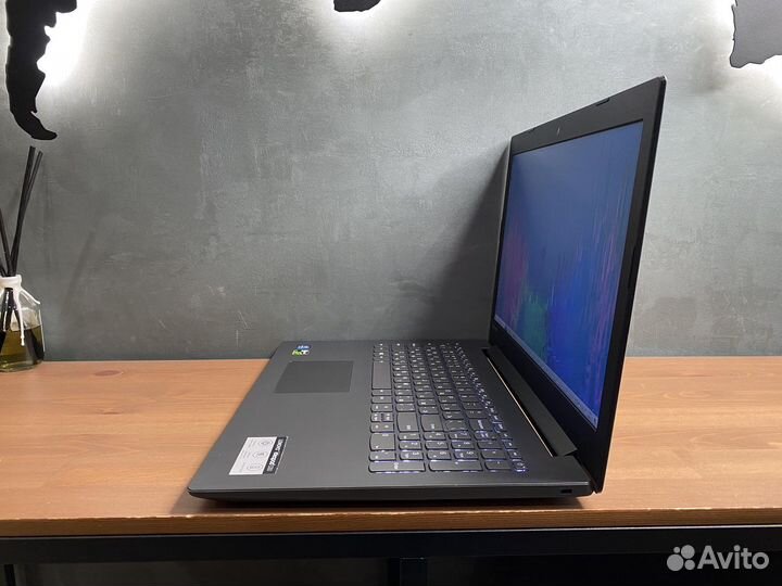 Lenovo Gaming IPS15,6