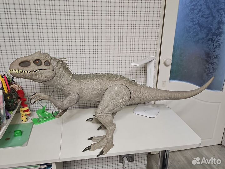 Динозавры jurassic world