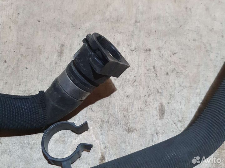 Патрубок системы охлаждения BMW F20 F30 F10 F07