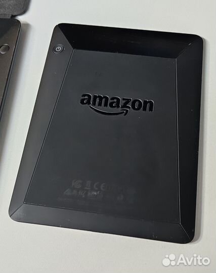 Электронная книга Kindle Voyage с чехлом origami