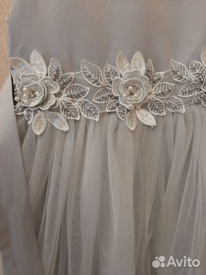 Платье для девочки праздничное