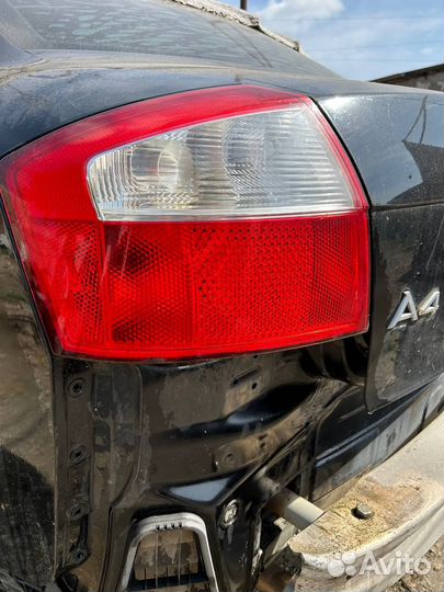 Задний стоп Audi A4 B6 2000г