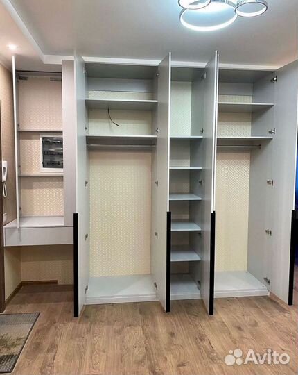 Прихожая под ваш интерьер