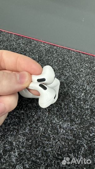 Наушники Apple Airpods 4 с шумоподавлением