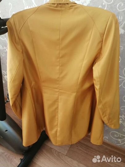 Плащ женский