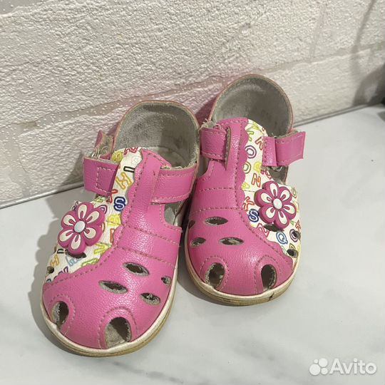 Сандали для девочки