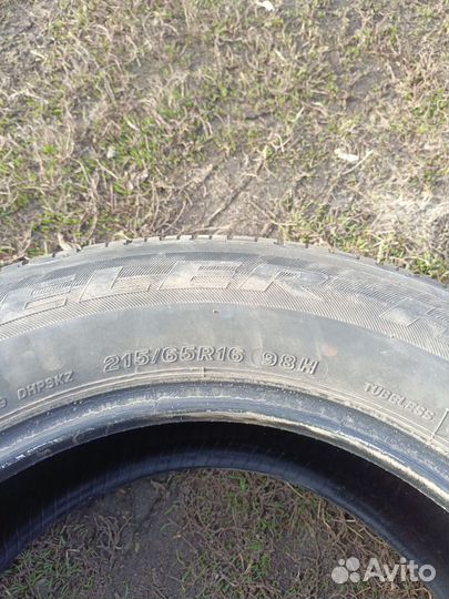 Bridgestone Dueler A/T 215/65 R16 98H