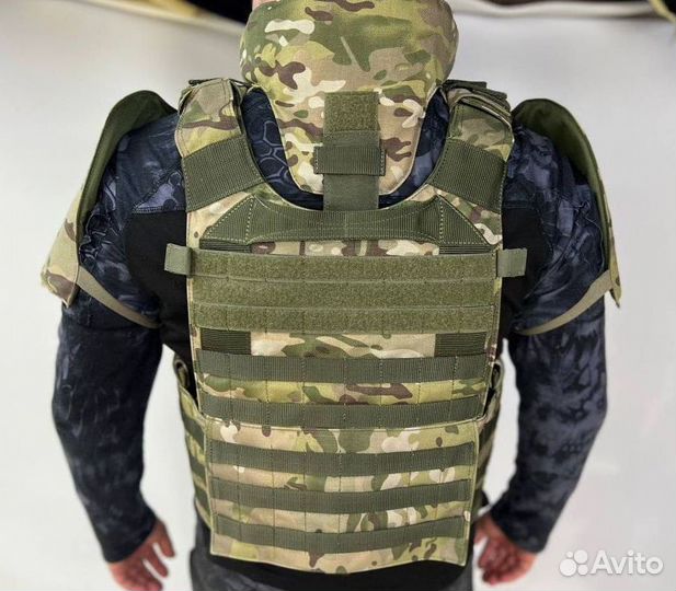 Бронежилет с плитами Гост