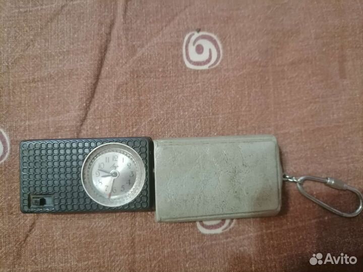 Часы луч СССР с будильником