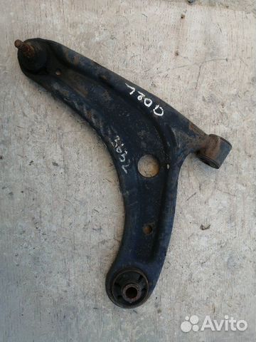 Рычаг передний левый Honda Fit GD1