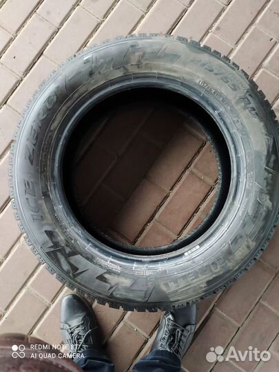Pirelli Ice 215/65 R17