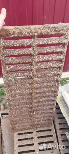 Чугунная решетка