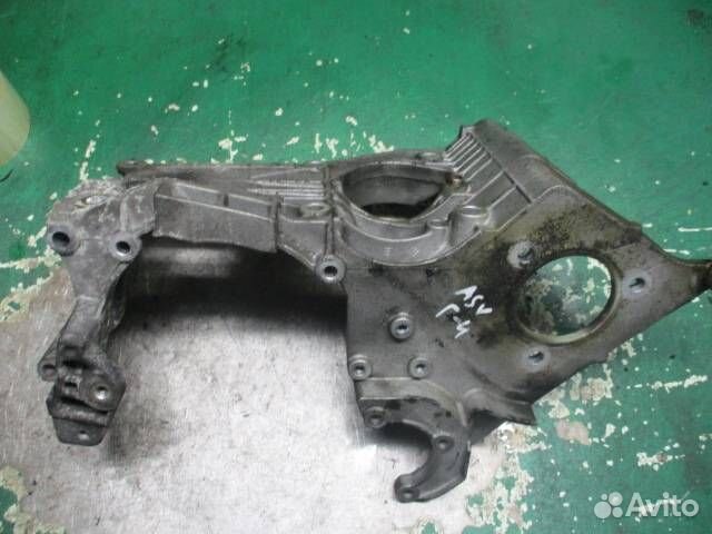 Кронштейн Volkswagen Golf 3 1999 038903143M