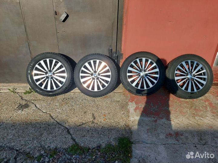 Резина зимняя R17 на дисках
