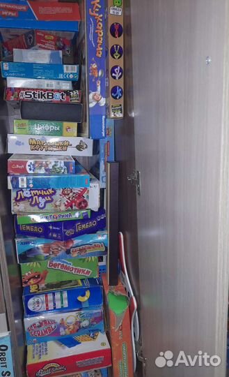 Продам lego очень много и настольные игры(много)