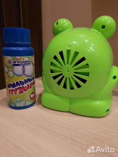 Игрушка для пускания мыльных пузырей