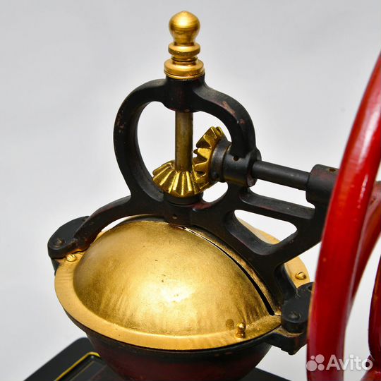 Большая Антикварная Кофемолка