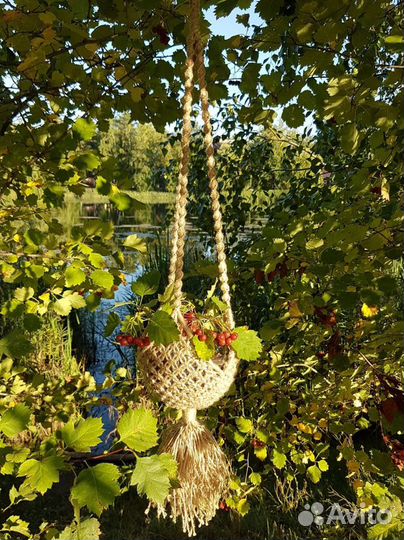 Подвесное макраме кашпо для цветов и композиций