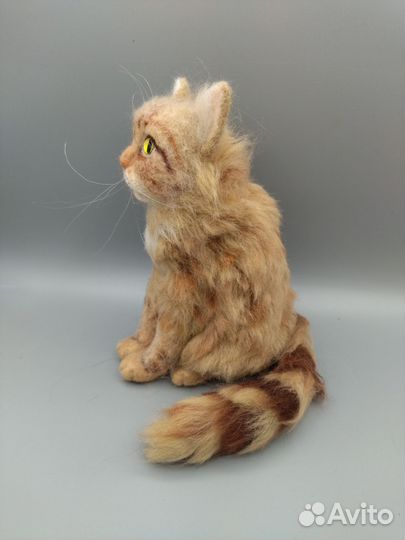 Котик валяный
