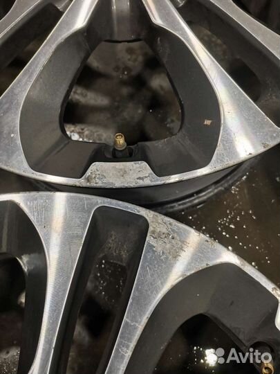 Литые диски 5*114'3 d17