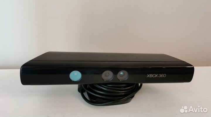 Xbox 360E 500 Gb с Kinect и дисками