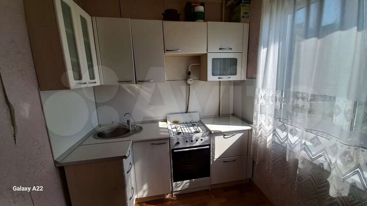 3-к. квартира, 57 м², 3/5 эт.
