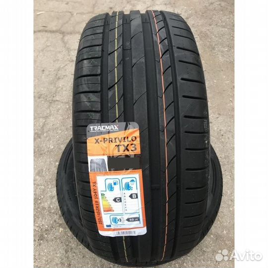 Tracmax X-Privilo TX3 255/50 R20