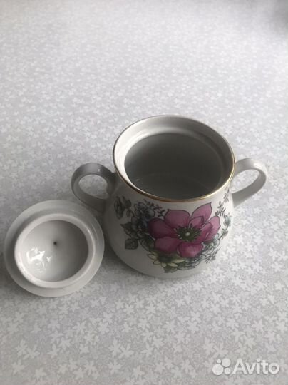 Сахарница (высота 8 см)