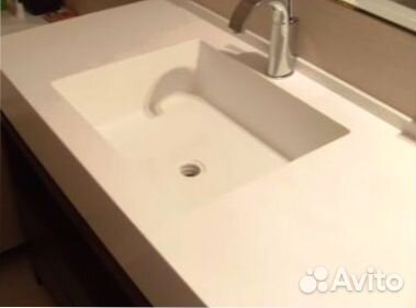 Столешница для ванной из искуственного камня