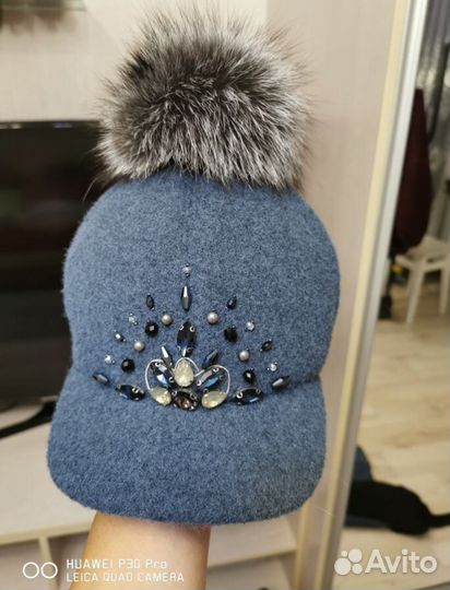 Кепка и шарф