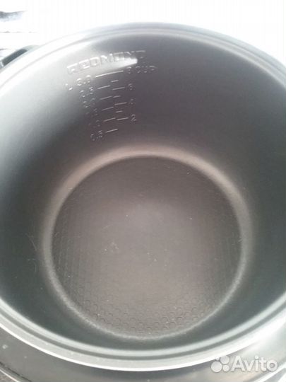 Мультиварка redmond новая RMC-M4515