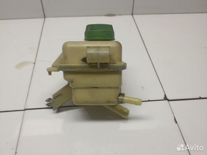 Бачок гидроусилителя руля Transporter T5