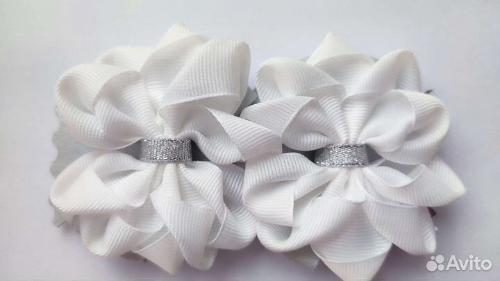 Бантики для волос к 1 сентября