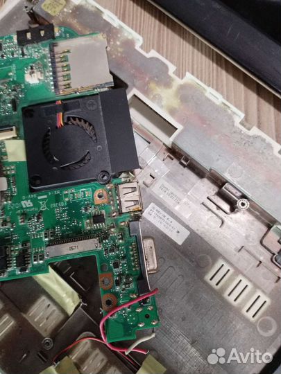 Ноутбук asus Eee PC 1001PX на запчасти