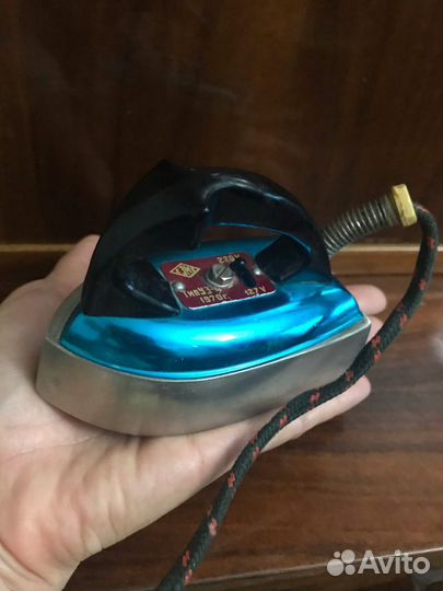 Винтажный советский мини утюжок
