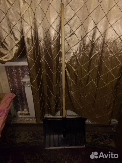 Лопата снеговая