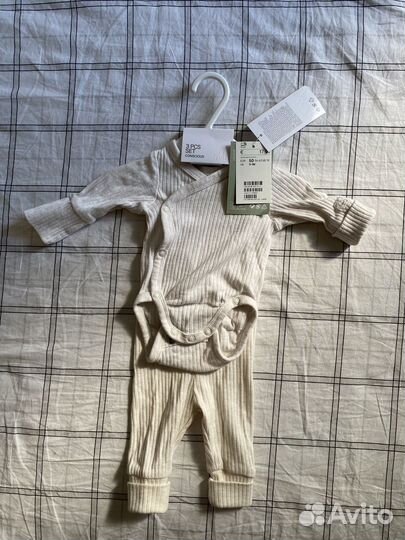 Новый комплект на выписку новорожденному HgM