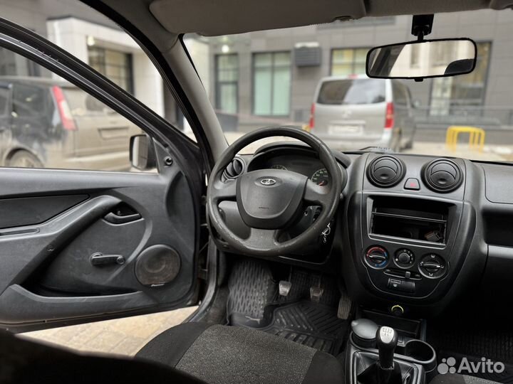 LADA Granta 1.6 МТ, 2013, 115 670 км