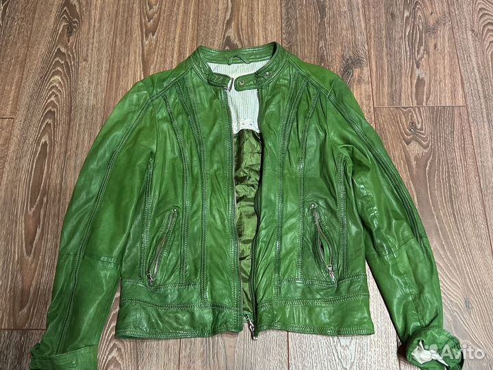 Куртка кожаная женская