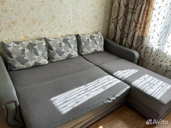 Угловой диван